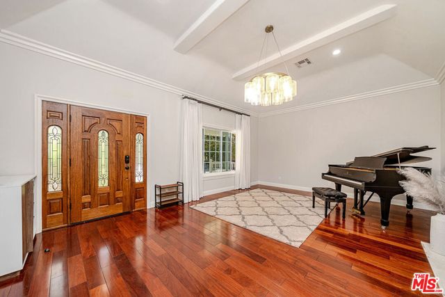 2996 San Pasqual Street, Pasadena, CA 91107
