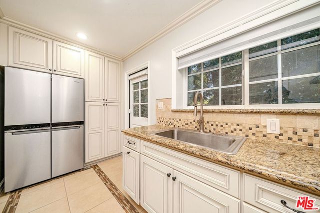 2996 San Pasqual Street, Pasadena, CA 91107