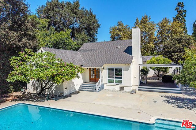 2996 San Pasqual Street, Pasadena, CA 91107