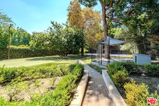 2996 San Pasqual Street, Pasadena, CA 91107