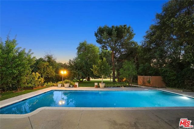 2996 San Pasqual Street, Pasadena, CA 91107