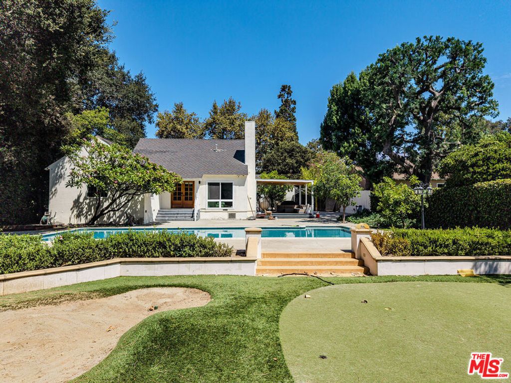 2996 San Pasqual Street, Pasadena, CA 91107