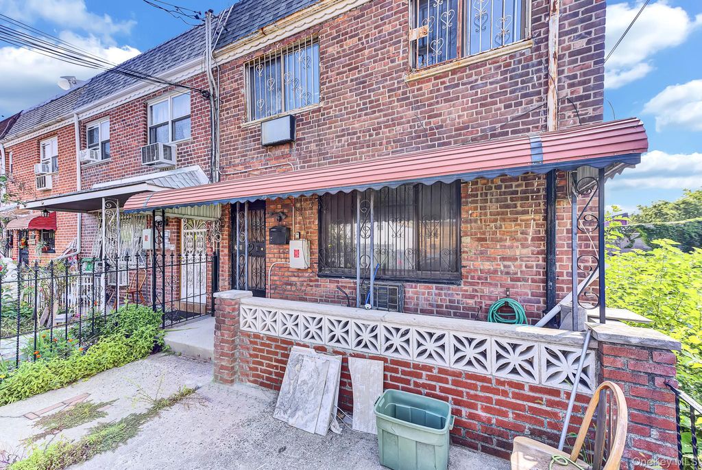789 Autumn Avenue, Brooklyn, NY 11208 — photo 3