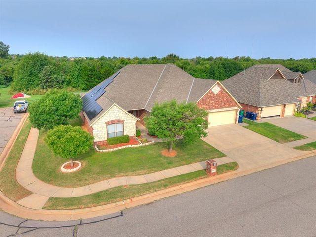 5905 Creekmore Drive, Oklahoma City, OK 73179