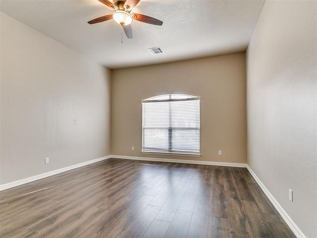 5905 Creekmore Drive, Oklahoma City, OK 73179
