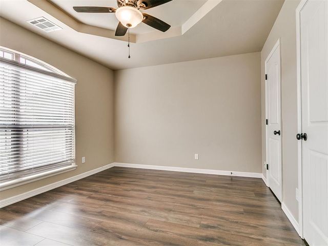 5905 Creekmore Drive, Oklahoma City, OK 73179