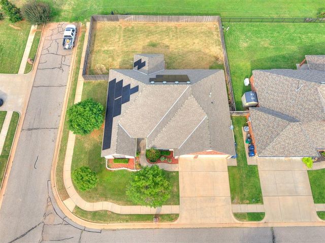 5905 Creekmore Drive, Oklahoma City, OK 73179