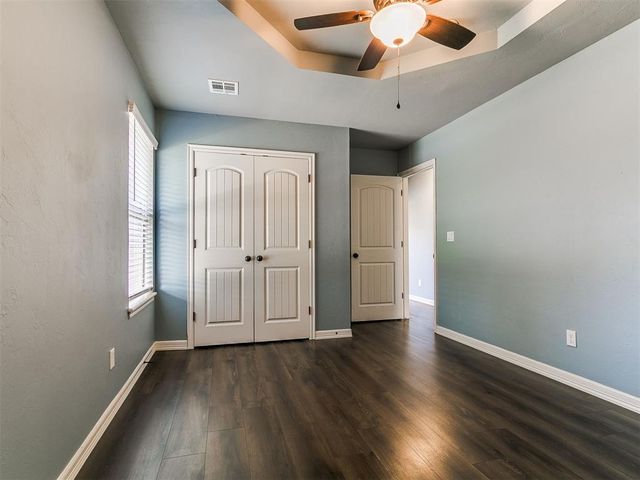 5905 Creekmore Drive, Oklahoma City, OK 73179