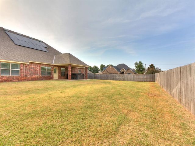 5905 Creekmore Drive, Oklahoma City, OK 73179
