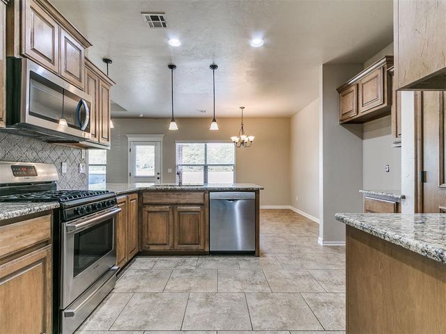 5905 Creekmore Drive, Oklahoma City, OK 73179