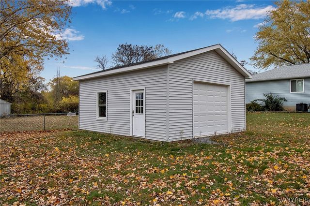 4834 Gerber Parkway, Hamburg, NY 14075