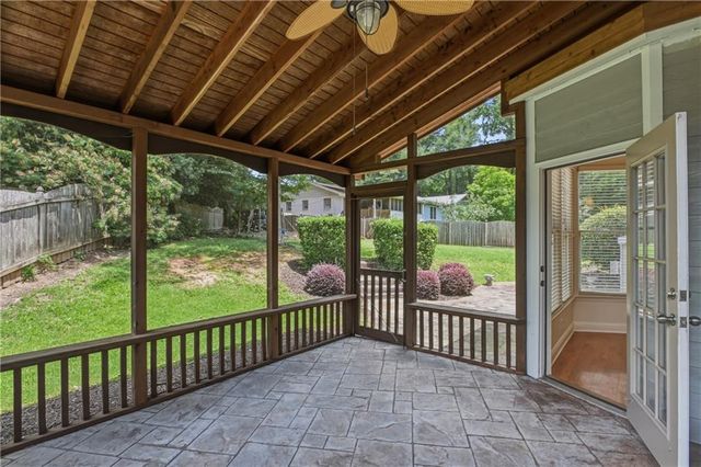 1643 Reserve Circle, Decatur, GA 30033