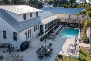 187 Broad AVE S, Naples, FL 34102