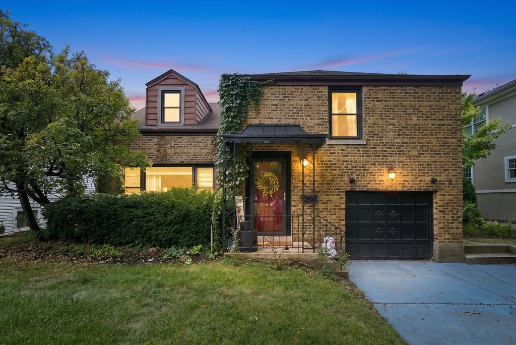 390 Bartram Road, Riverside, IL 60546 — exterior