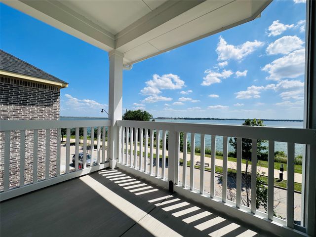 7017 Sunset Boulevard, Rowlett, TX 75088