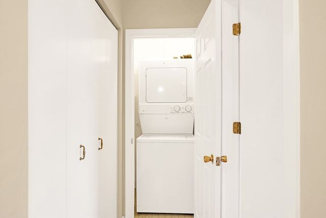 273 Cambridge Rd 408, Woburn, MA 01801