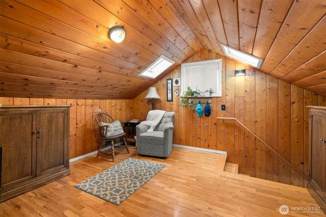 4923 Sunrise Beach Road NW, Olympia, WA 98502