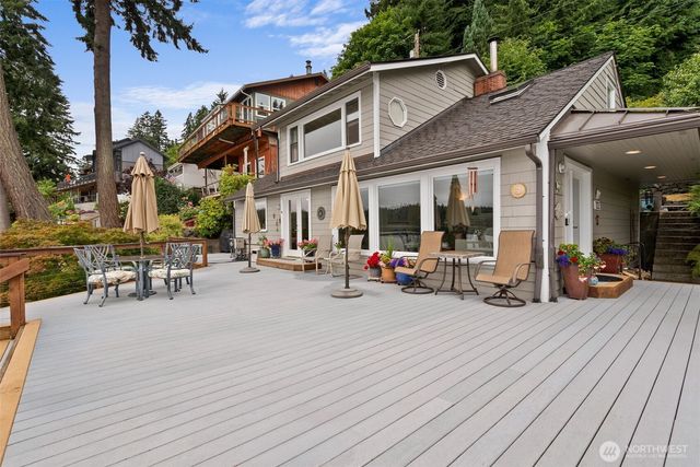 4923 Sunrise Beach Road NW, Olympia, WA 98502
