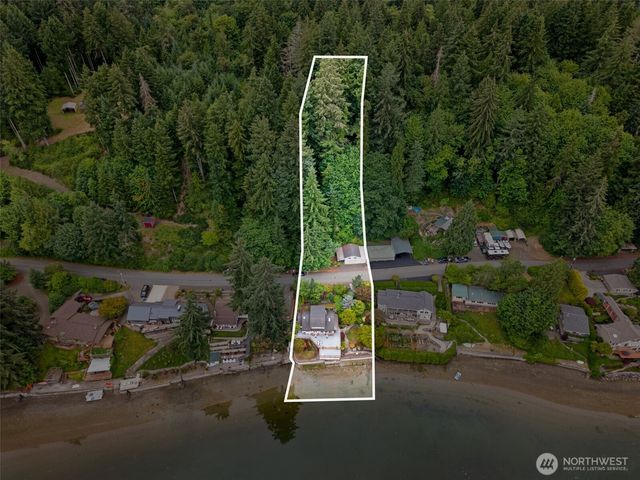 4923 Sunrise Beach Road NW, Olympia, WA 98502