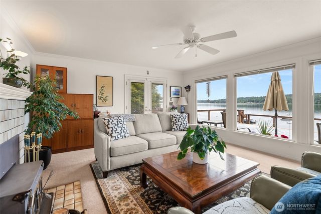 4923 Sunrise Beach Road NW, Olympia, WA 98502