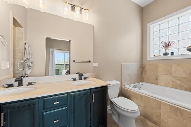 2248 W Foster Avenue 4, Chicago, IL 60625