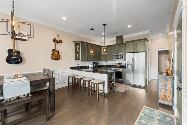 2248 W Foster Avenue 4, Chicago, IL 60625