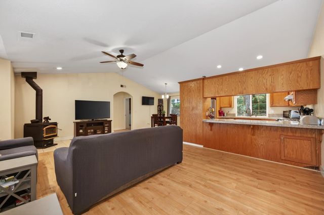 3256 Gerle Ave, Placerville, CA 95667