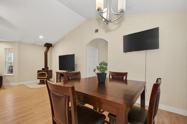 3256 Gerle Ave, Placerville, CA 95667