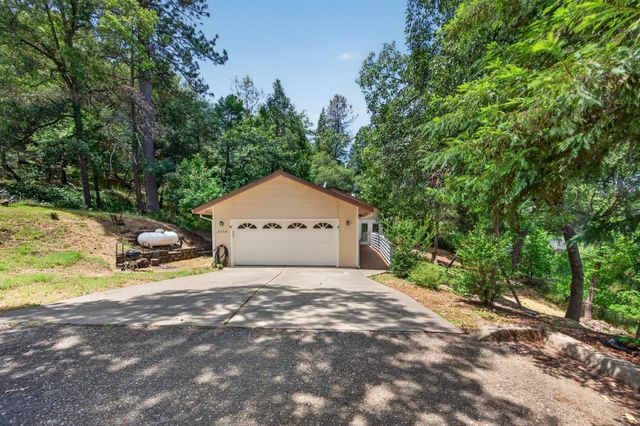 3256 Gerle Ave, Placerville, CA 95667