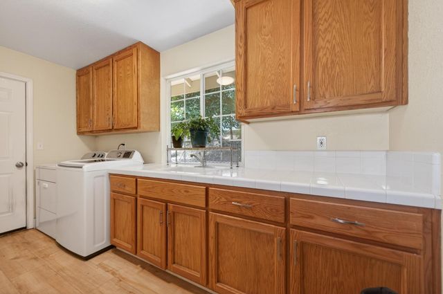3256 Gerle Ave, Placerville, CA 95667