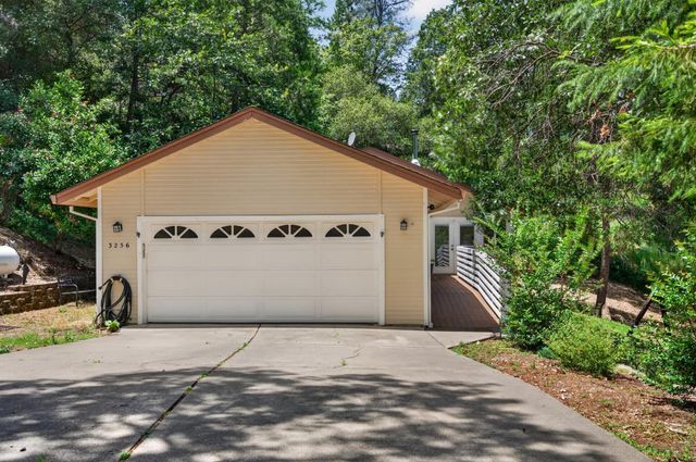3256 Gerle Ave, Placerville, CA 95667