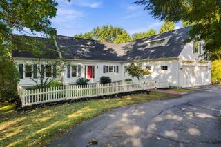 36 Colonel Daniels Drive, Bedford, NH 03110