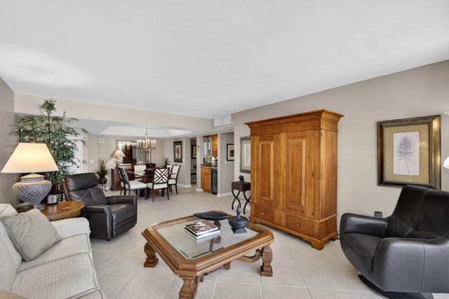 3610 S Ocean Boulevard 203, South Palm Beach, FL 33480