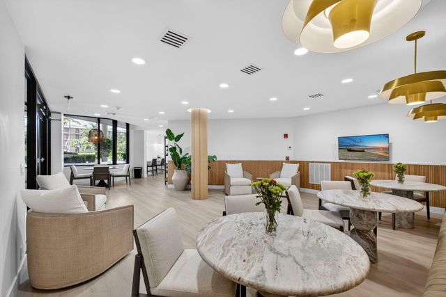 3610 S Ocean Boulevard 203, South Palm Beach, FL 33480