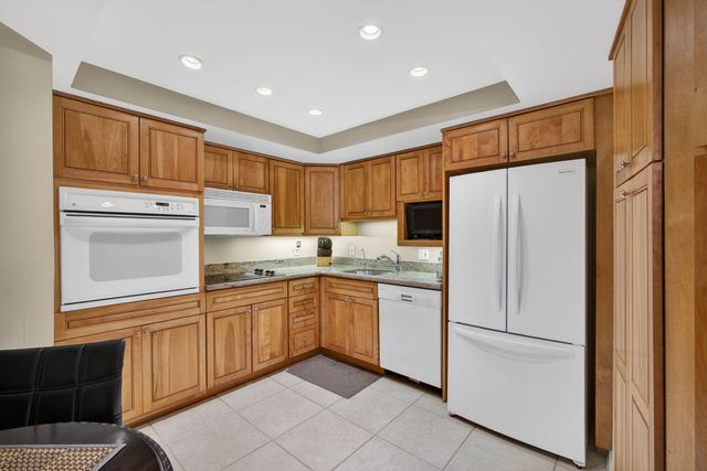 3610 S Ocean Boulevard 203, South Palm Beach, FL 33480