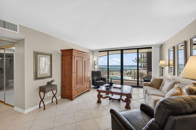 3610 S Ocean Boulevard 203, South Palm Beach, FL 33480