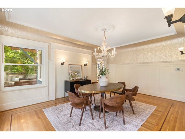 2343 Ne 21ST Ave, Portland, OR 97212