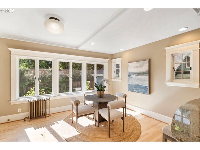 2343 Ne 21ST Ave, Portland, OR 97212