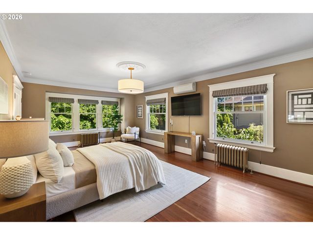 2343 Ne 21ST Ave, Portland, OR 97212