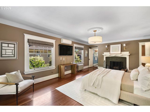 2343 Ne 21ST Ave, Portland, OR 97212