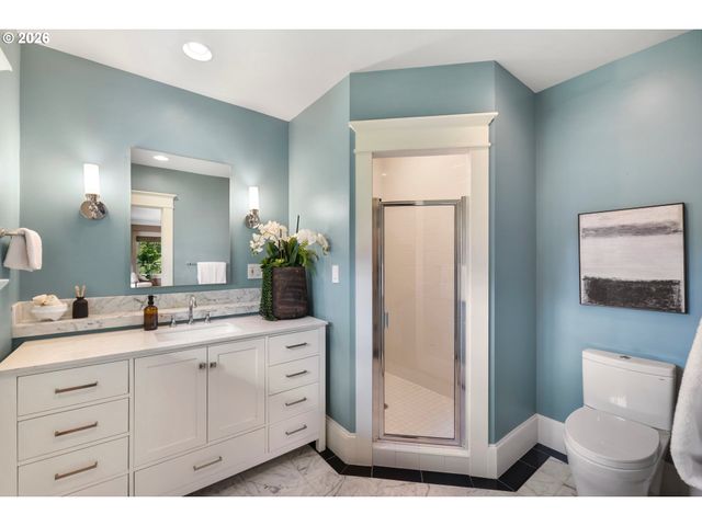 2343 Ne 21ST Ave, Portland, OR 97212