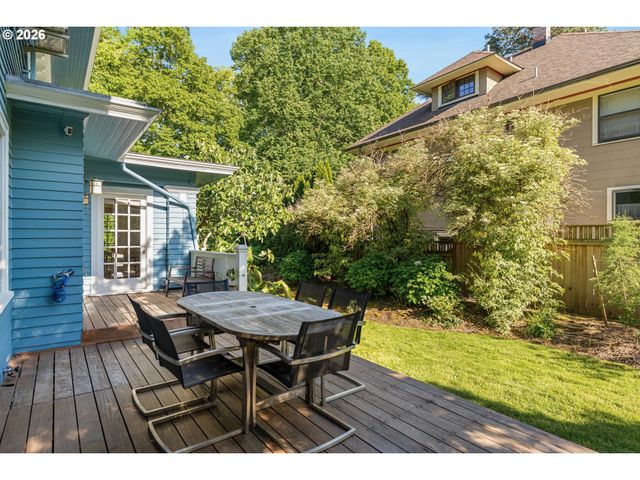 2343 Ne 21ST Ave, Portland, OR 97212