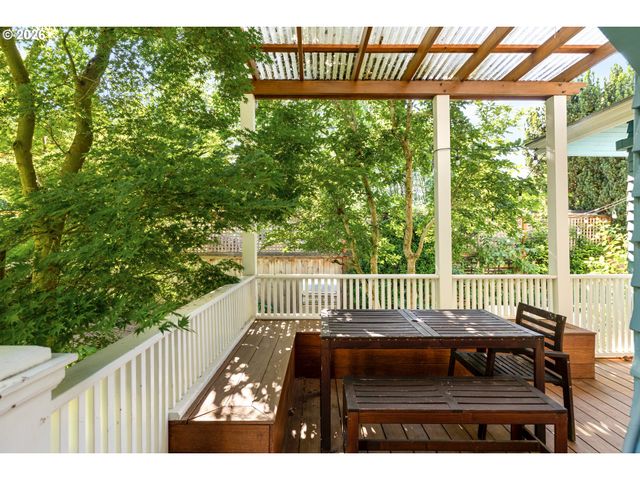 2343 Ne 21ST Ave, Portland, OR 97212