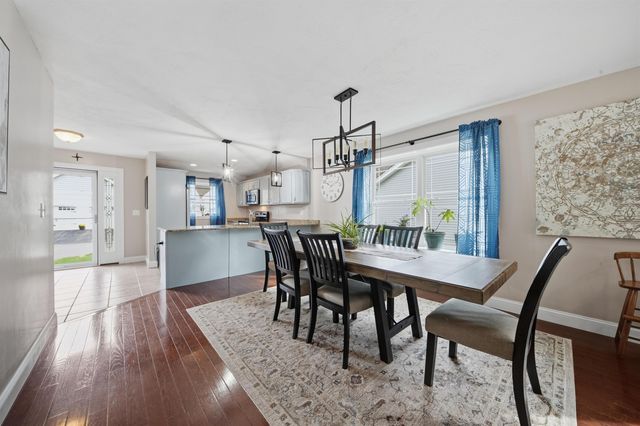 30 Sagewood Drive, Pelham, NH 03076