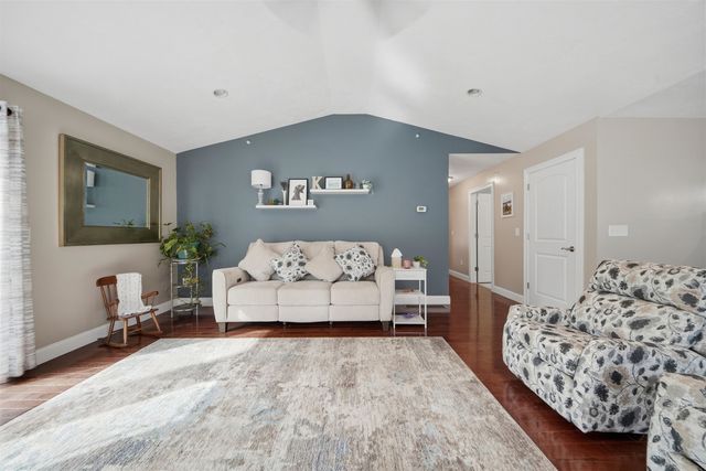 30 Sagewood Drive, Pelham, NH 03076