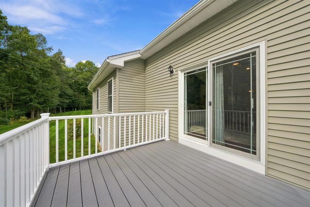 30 Sagewood Drive, Pelham, NH 03076