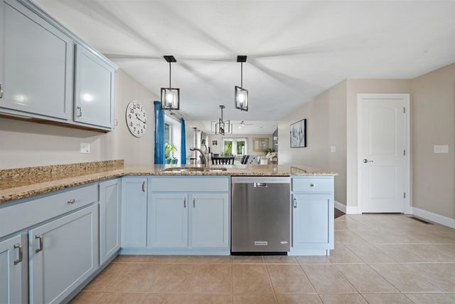 30 Sagewood Drive, Pelham, NH 03076