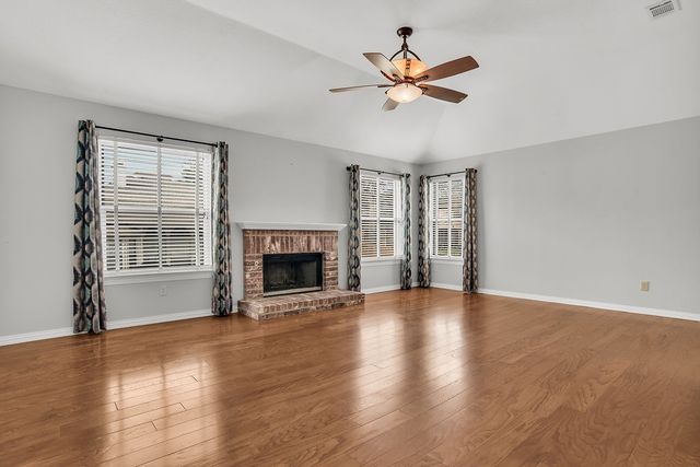 7809 Clover Leaf Drive, North Richland Hills, TX 76182