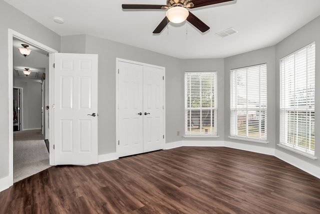 7809 Clover Leaf Drive, North Richland Hills, TX 76182