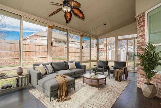 7809 Clover Leaf Drive, North Richland Hills, TX 76182